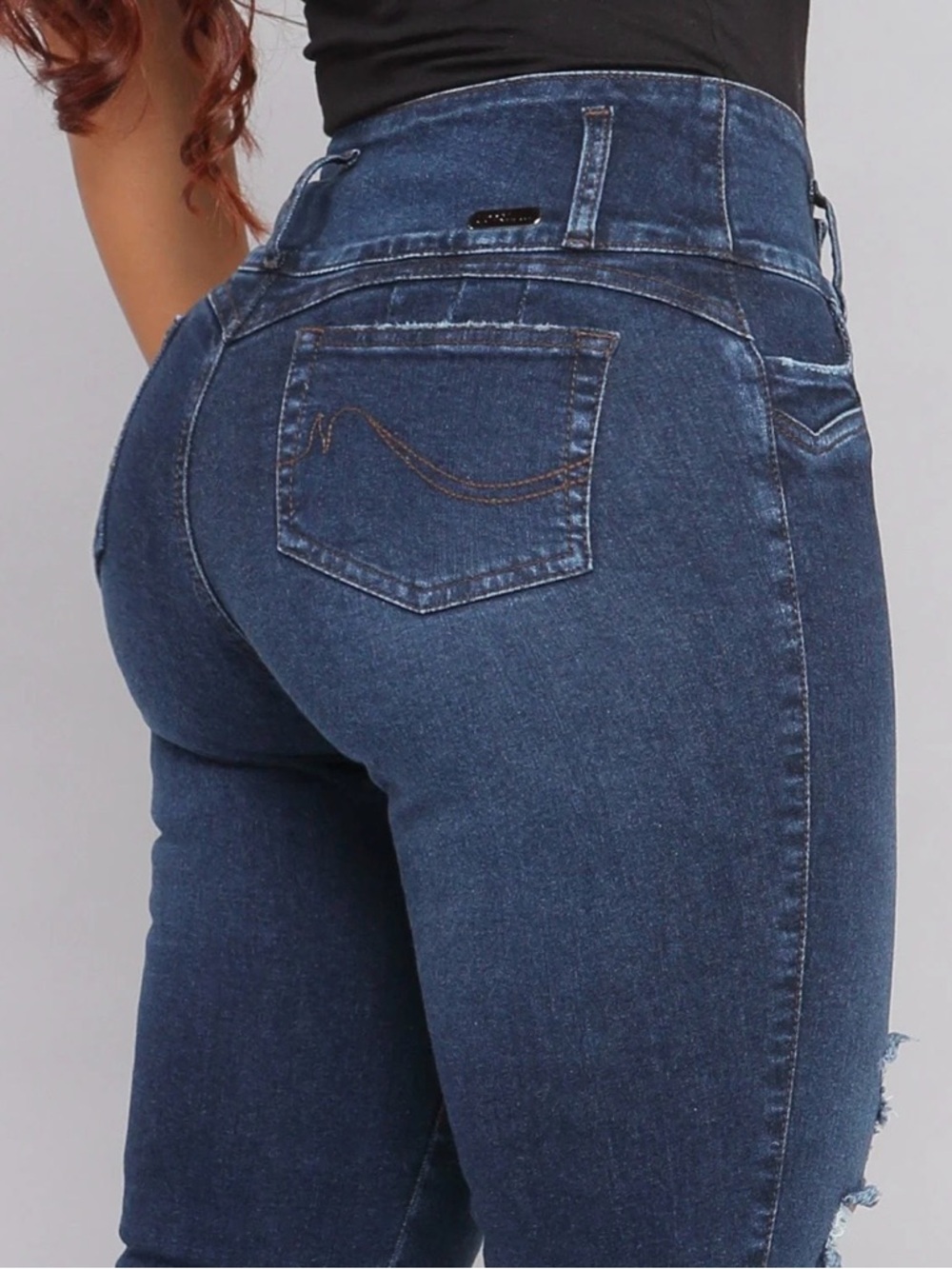 CHNT BY CHANTTI
COLOMBIAN BUTT LIFTING
JEANS